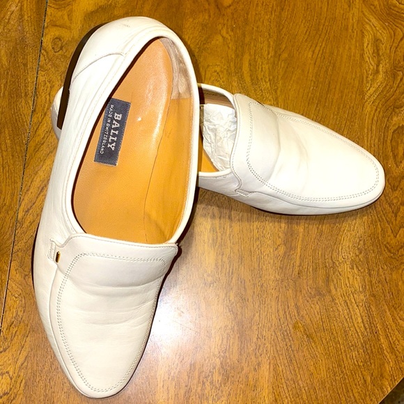 Bally - Picture 9 of 11